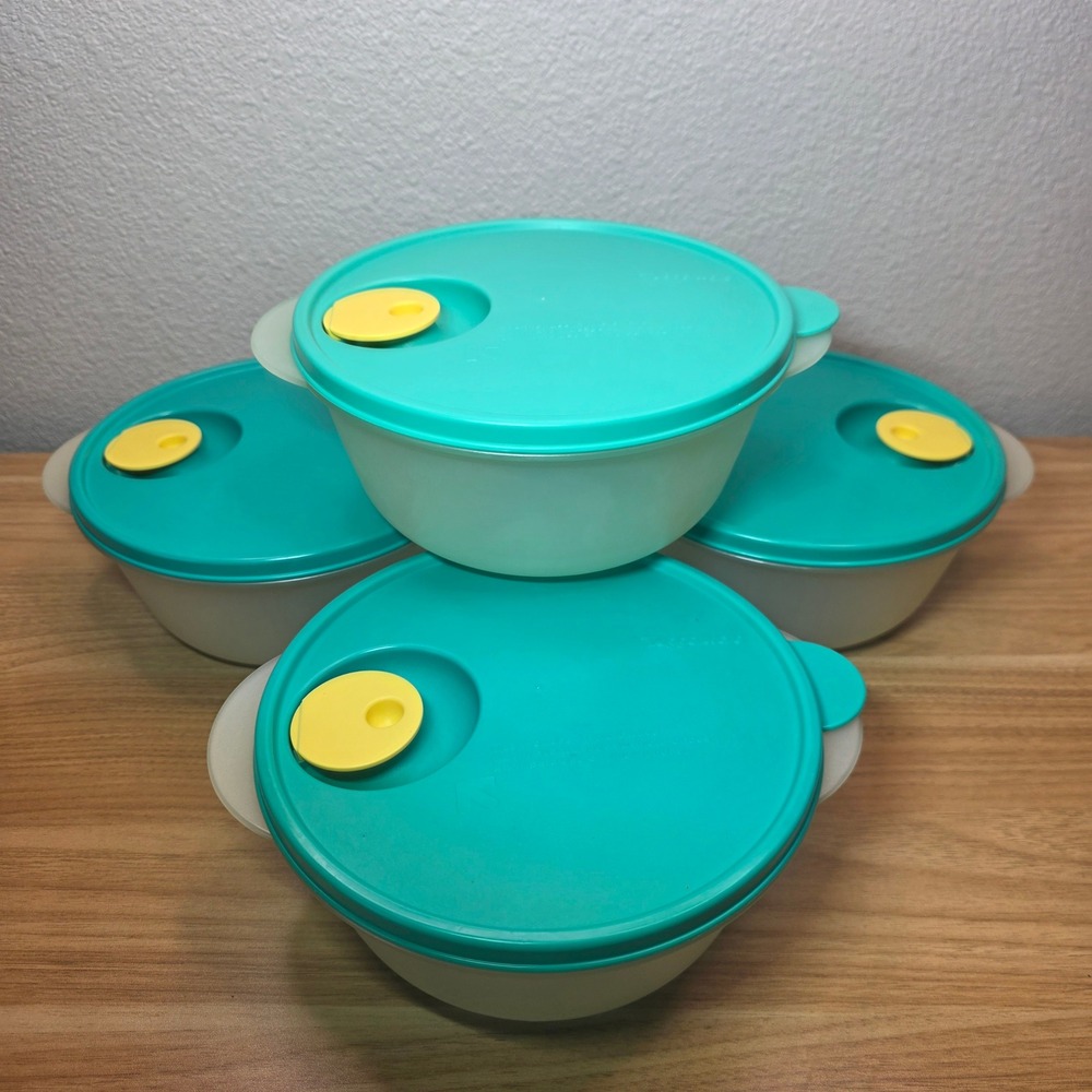 4 Tupperware Vintage Crystalwave 6.25 Cup Food Storage Container #2641B-1 w/ Lid